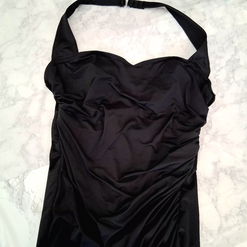 BLACK Women's One Piece Swimsuit Size 12